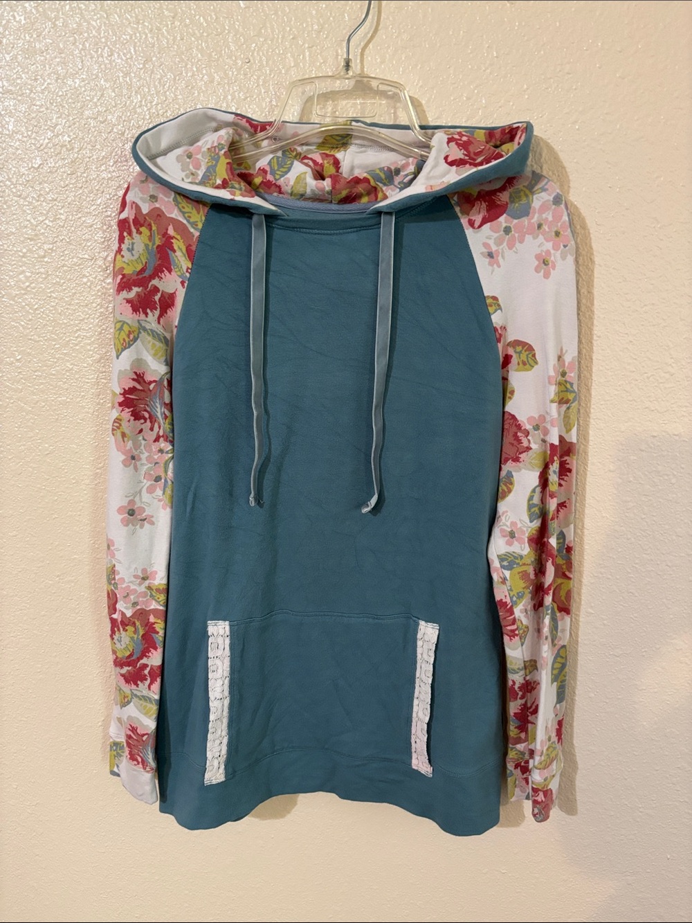 Envy’s Tree Teal Pullover Hoodie with Floral Sleeves Size L